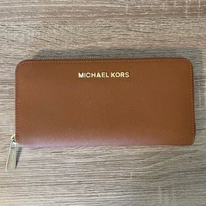 Michael Kors Saffino Leather wallet